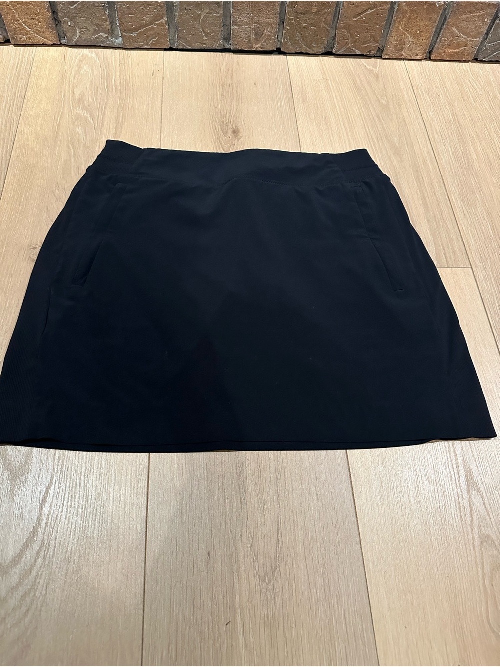 Athleta Women’s Black Skort